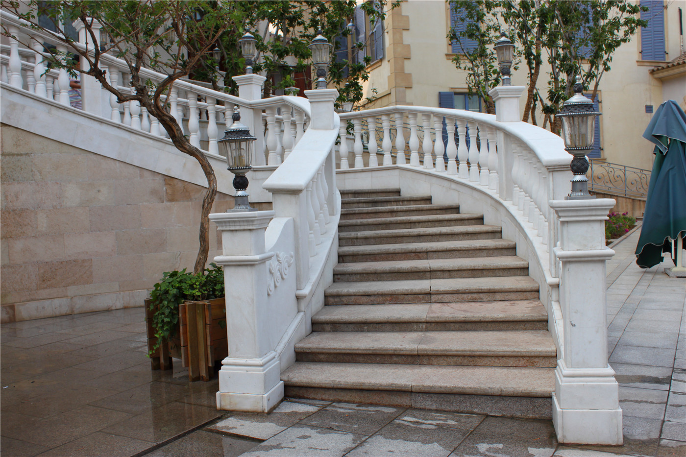 Marble guardrail in England