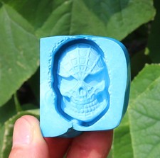 AAAA++58g Carved TURQUOISE quartz Crystal Gem Stone skull reiki healing