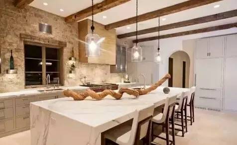 Light colored dining room