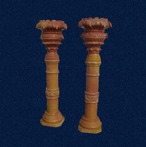 round marble columns/marble ho