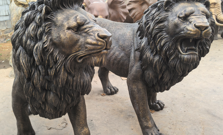 Bronze lions sculpture BS-17