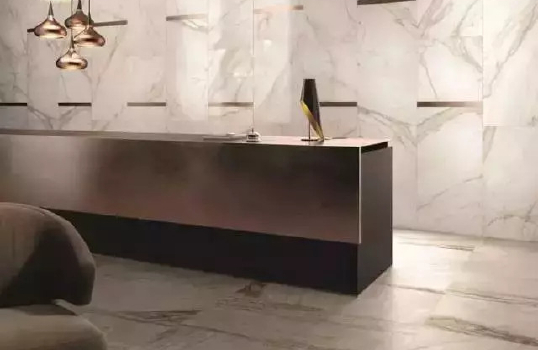 The space of the marble dazzling and blossoming