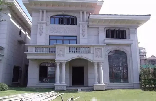 Modern reconstruction of the original painted garden sculptu