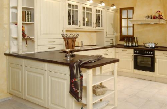 What are the advantages and disadvantages of quartz stone co